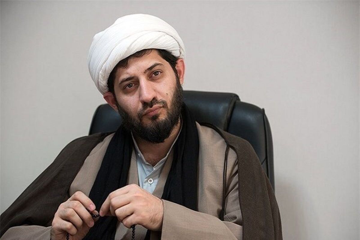 توییت کنایه آمیز دبیر ستاد امر به معروف: جلوی زنتو بگیر!