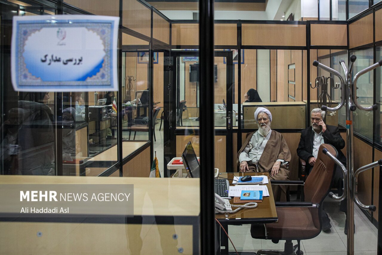 ثبت نام ریش سفید اصولگرایان برای انتخابات مجلس خبرگان رهبری