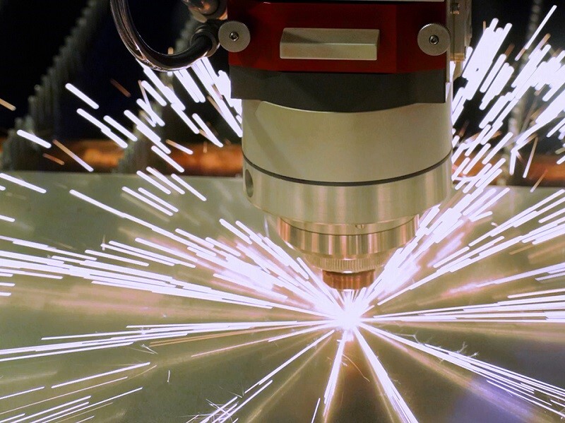 خدمات برش لیزر فلزات