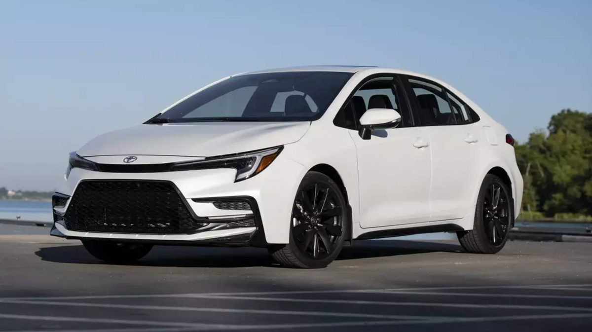 عرضه اولین سری تویوتا کرولا وارداتی