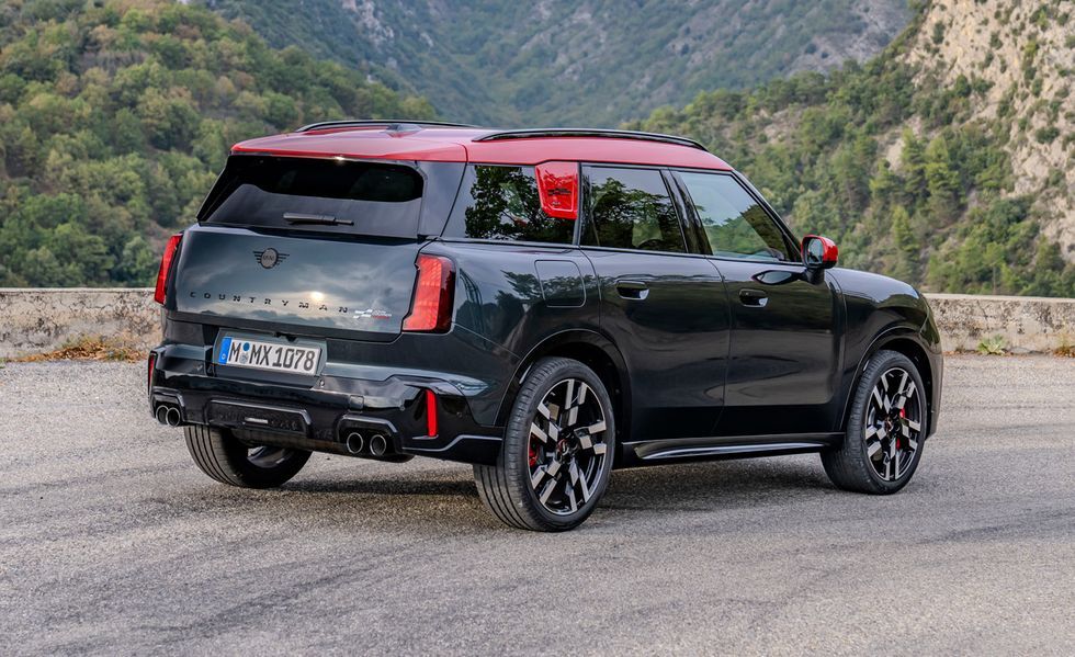 معرفی مینی کانتریمن JCW جدید با قدرت ۳۱۶ اسب بخار