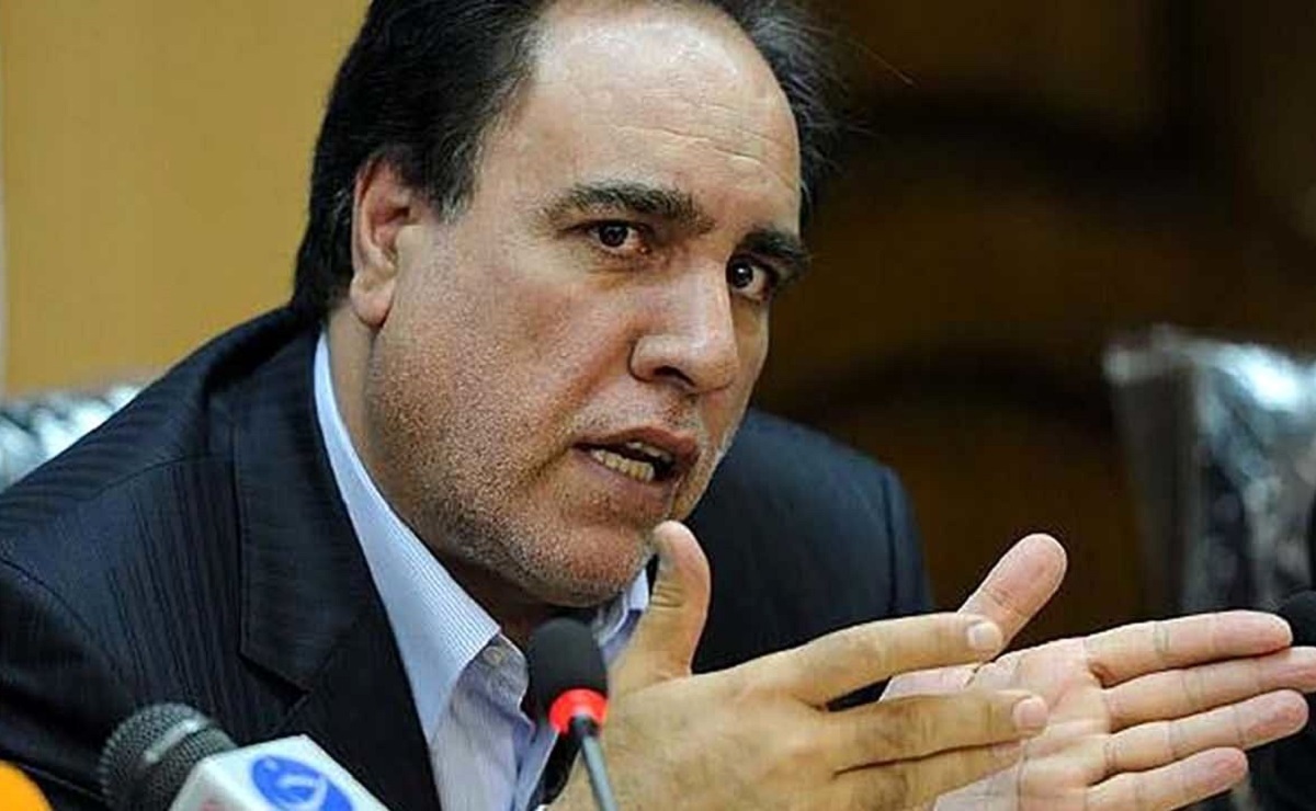 معاون پیشین آموزش و پرورش: سخنان وزیر آموزش کج سلیقگی بود/ مگر می‌شود ریاضی و ادبیات را جنسیتی کرد؟