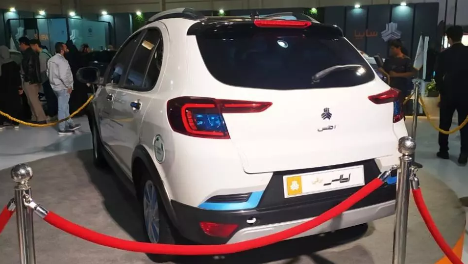 سایپا اطلس برقی در نمایشگاه تحول صنعت خودرو