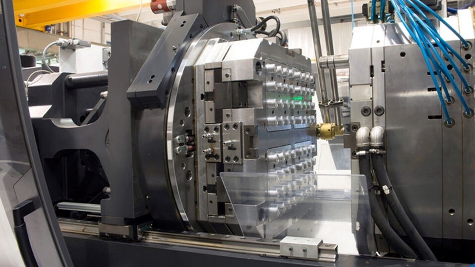 کاربردهای تزریق پلاستیک در صنعت هواپیماسازی کاربردهای تزریق پلاستیک در صنعت هواپیماسازی