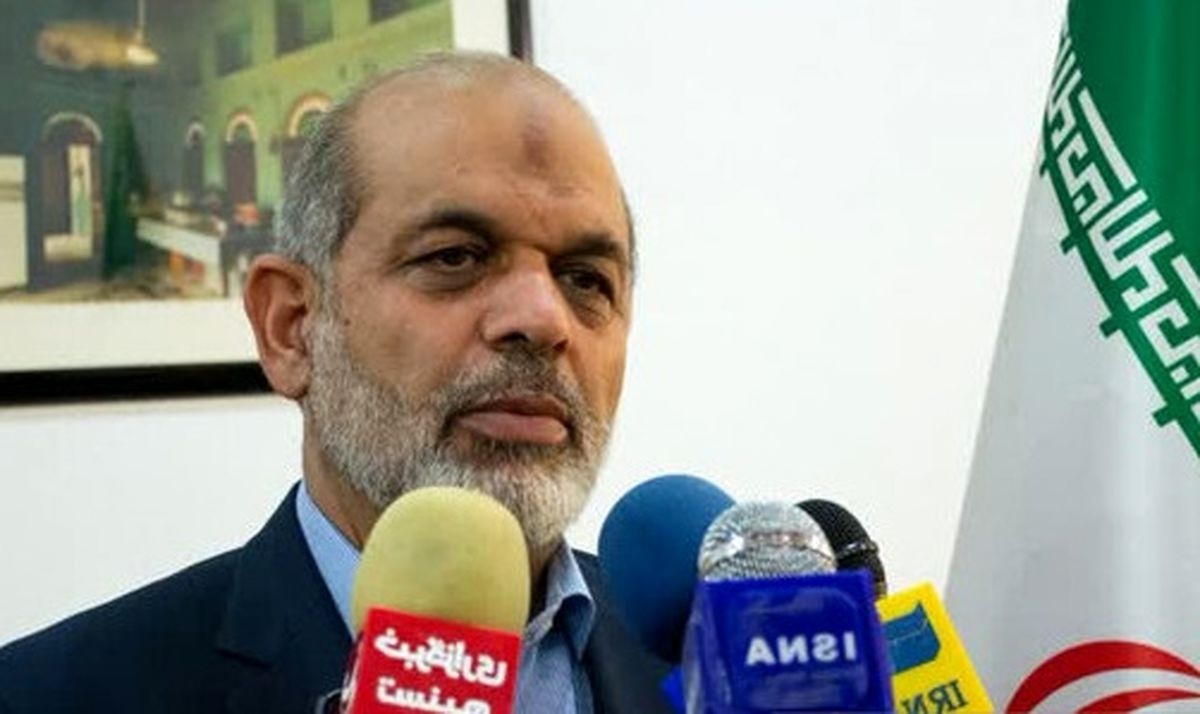 هشدار جدی وزیر کشور: مهاجران غیرقانونی باید کشور را ترک کنند