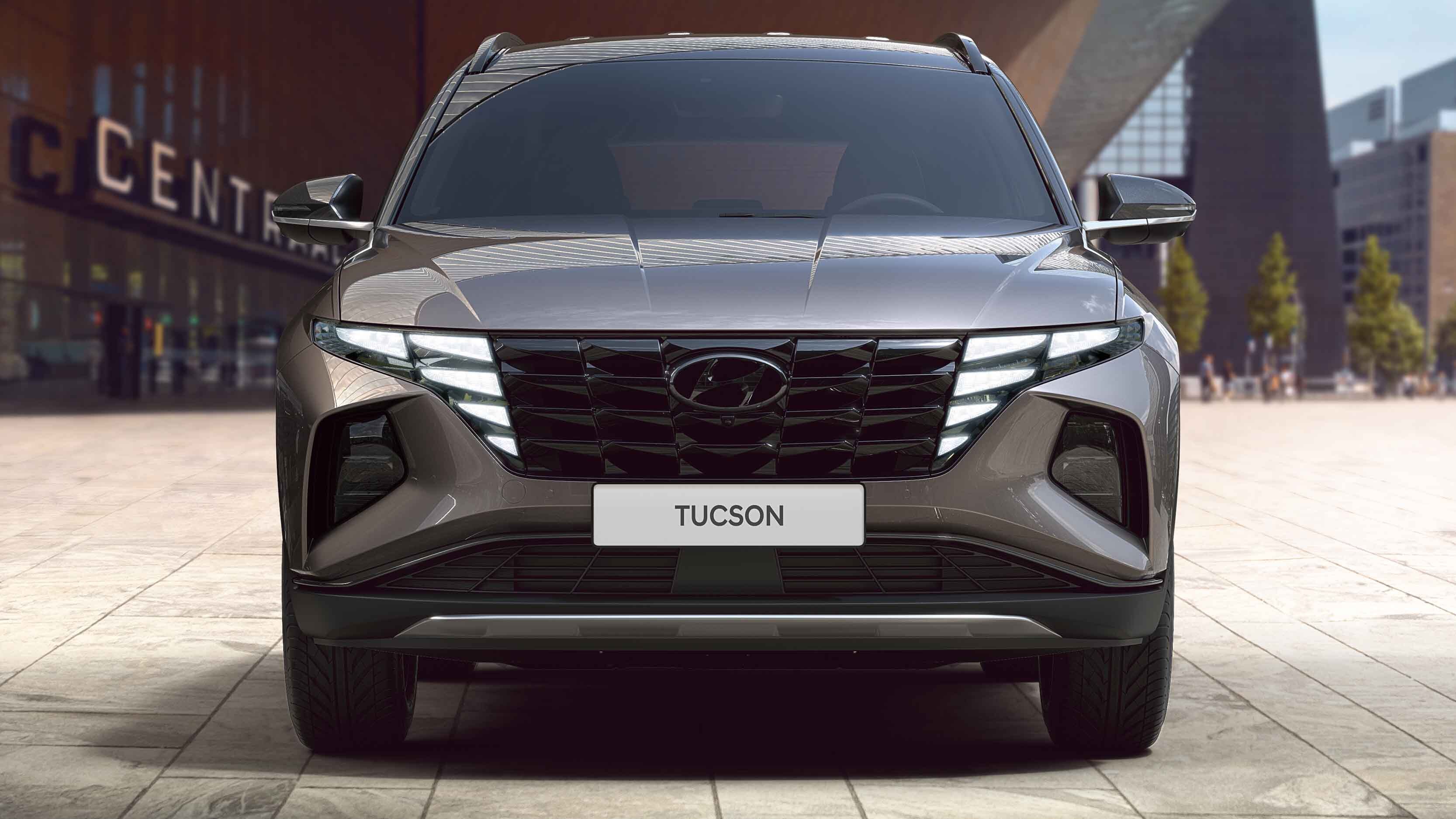 بررسی طراحی و مشخصات فنی هیوندای توسان وارداتی بررسی طراحی و مشخصات فنی هیوندای توسان وارداتی