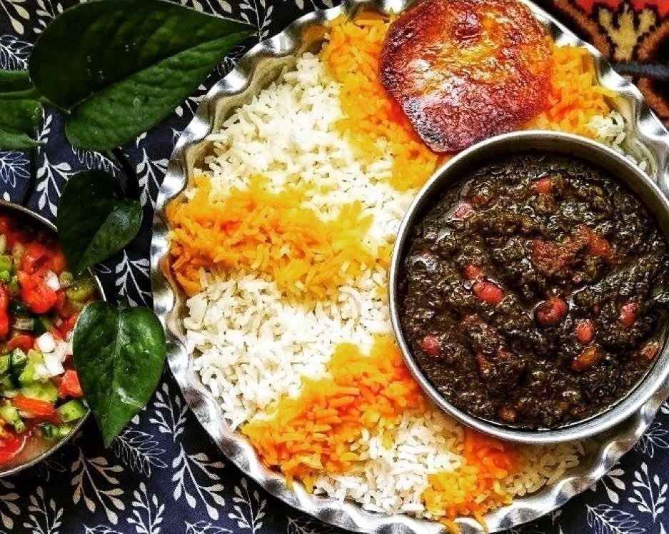 طرز تهیه خورش قورمهسبزی طرز تهیه خورش قورمهسبزی