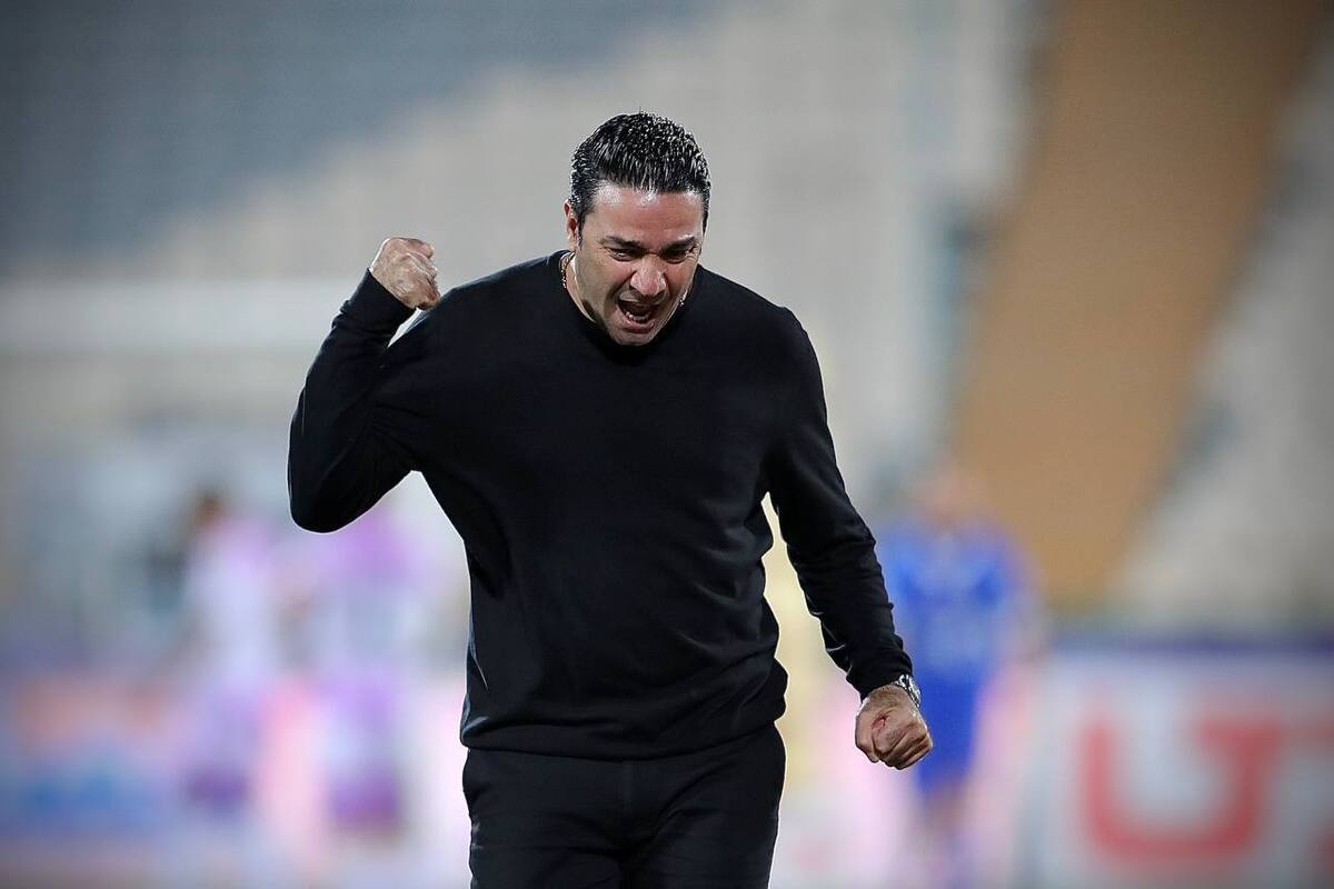 جواد نکونام محروم شد