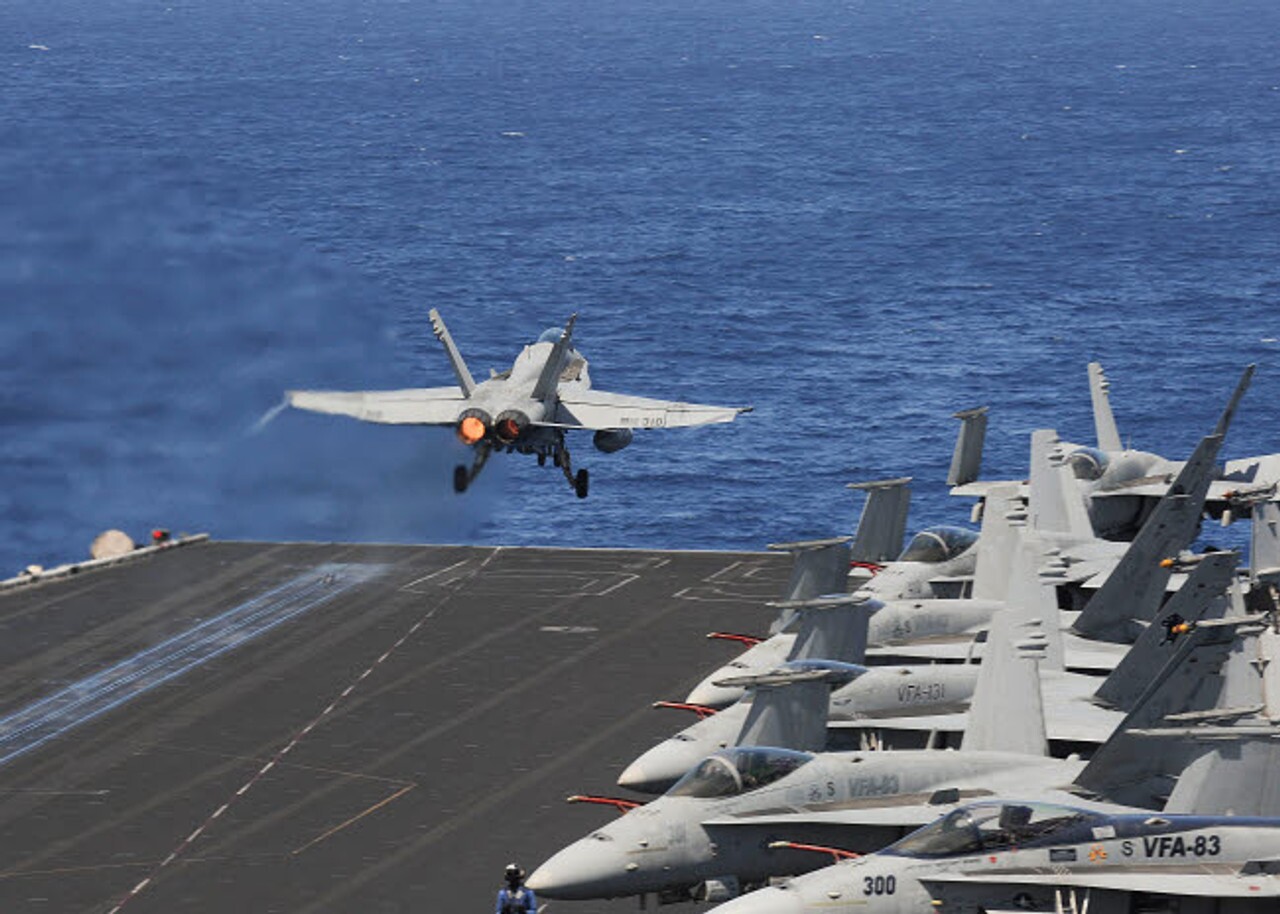 ناو یواساس دوایت آیزنهاو ناو یواساس دوایت آیزنهاو