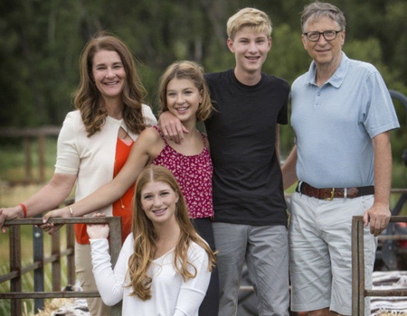 بیل گیتس موسس مایکروسافت کیست؟