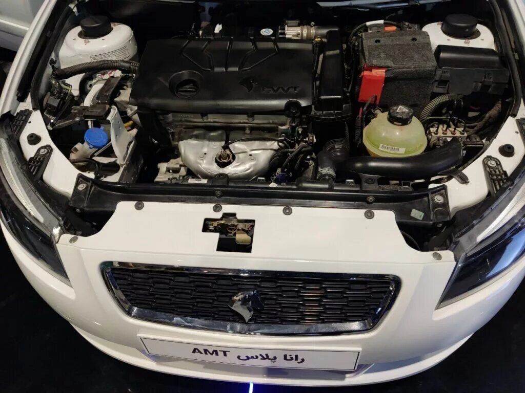 مقایسه رانا پلاس پانوراما و پژو ۲۰۷ پانوراما مقایسه رانا پلاس پانوراما و پژو ۲۰۷ پانوراما