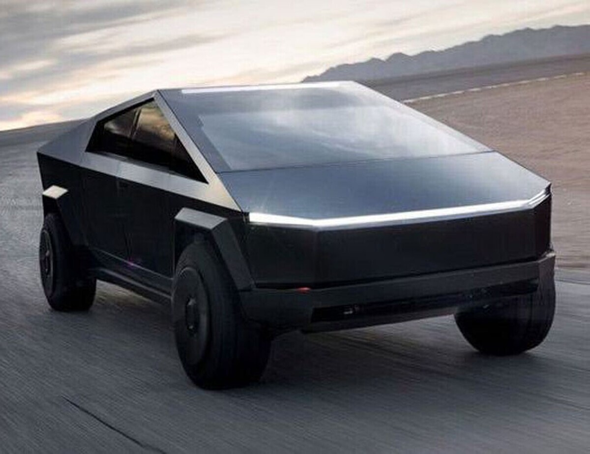 ایلان ماسک اولین تسلا سایبرتراک را به نمایش گذاشت ایلان ماسک اولین تسلا سایبرتراک را به نمایش گذاشت