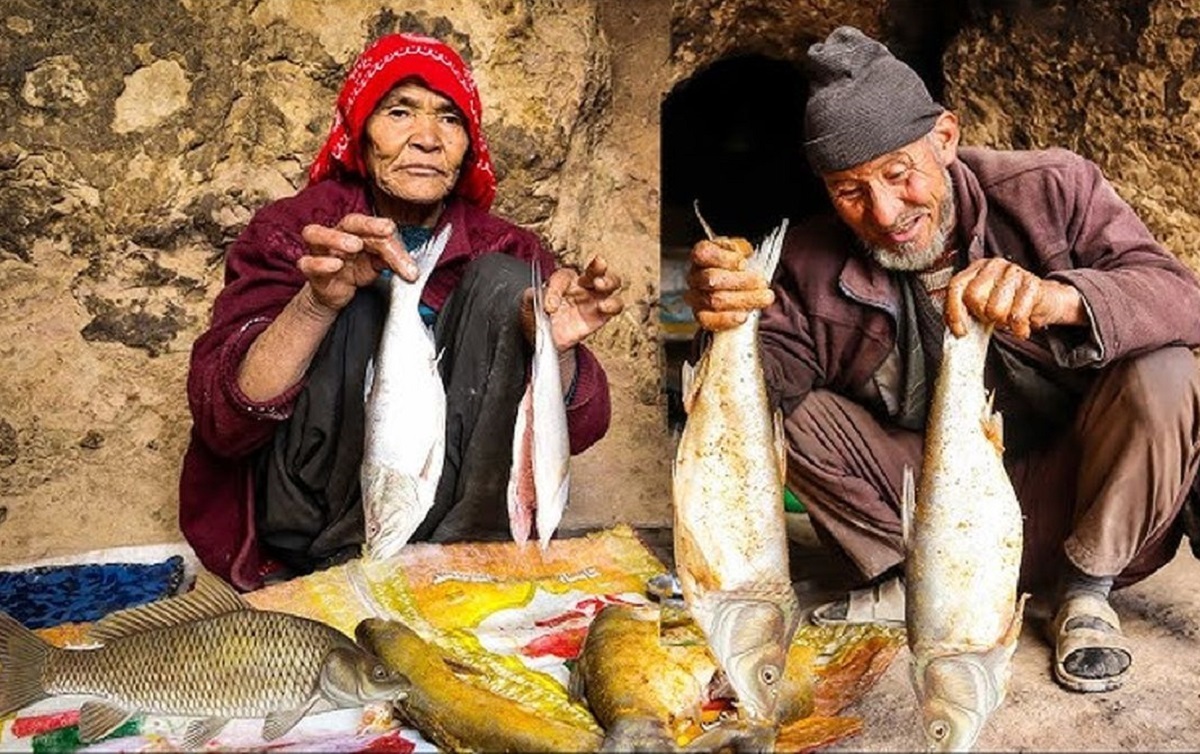 ماهی روی ساج ماهی روی ساج