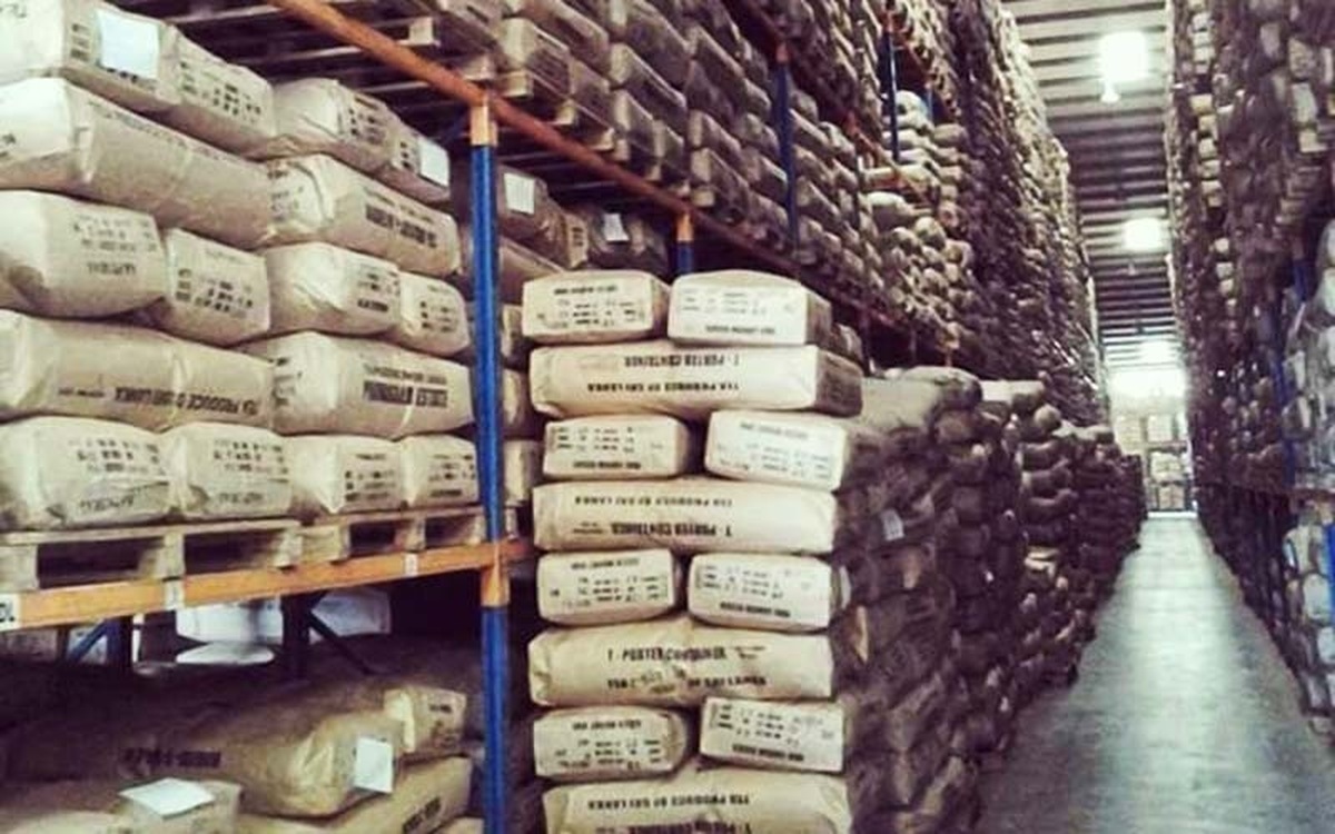 مدیران فساد مالی واردات چای برکنار شدند