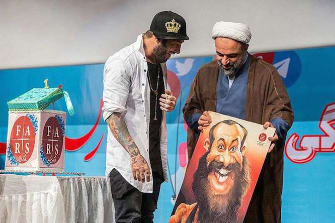 دیدار رسایی و تتلو