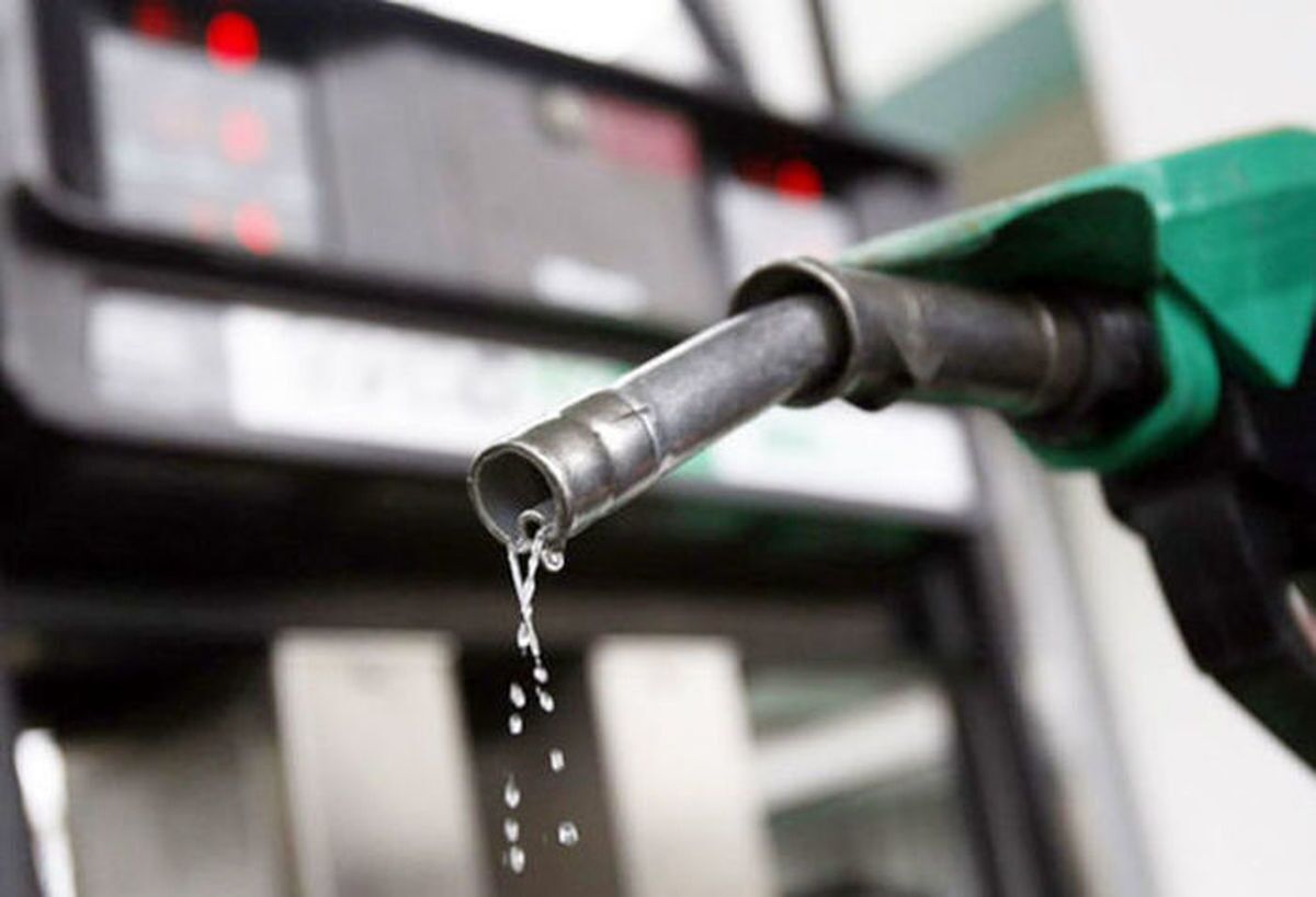 روزنامه حامی دولت: بودجه ۱۴۰۳ واردات بنزین را ۲ میلیارد دلار افرایش داده