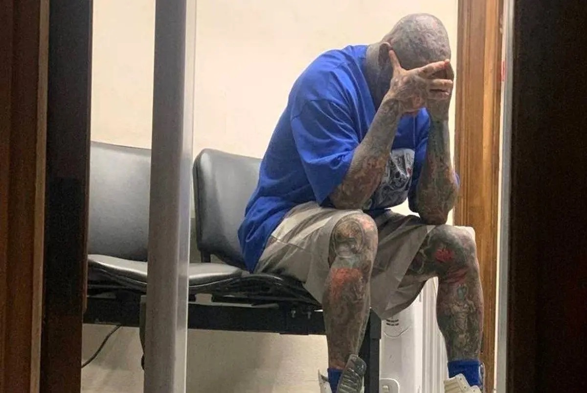 روزنامه اعتماد: تتلو در مرز بازرگان تحویل وزارت اطلاعات شد نه ماموران پلیس روزنامه اعتماد: تتلو در مرز بازرگان تحویل وزارت اطلاعات شد نه ماموران پلیس