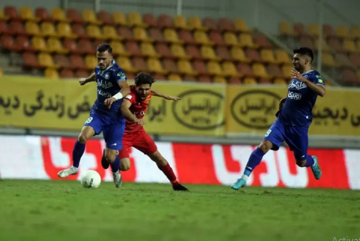 بازیکن سابق پرسپولیس: استقلال به حق صدرنشین شده است!