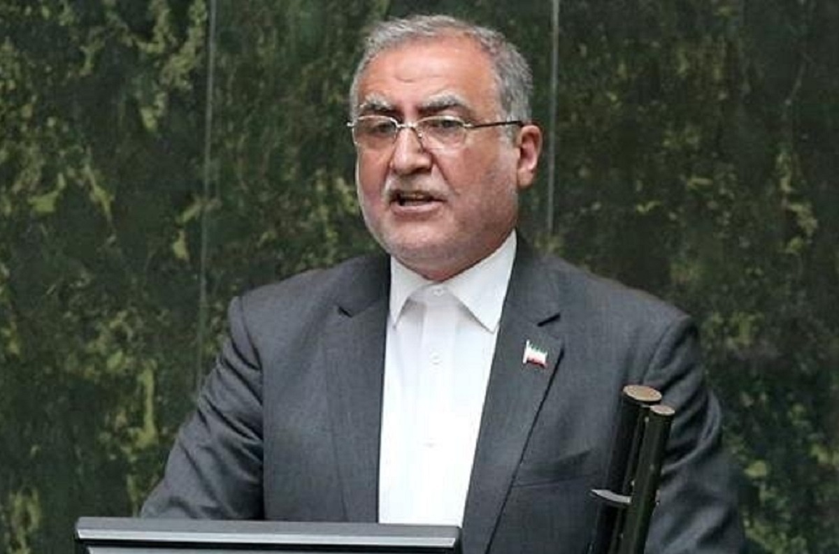 علیرضابیگی: شیوه آقای وزیر کشور در امر به معروف موثر نیست/ کسانی دارند نقش ضابط را برای اصلاح حجاب بازی می‌کنند