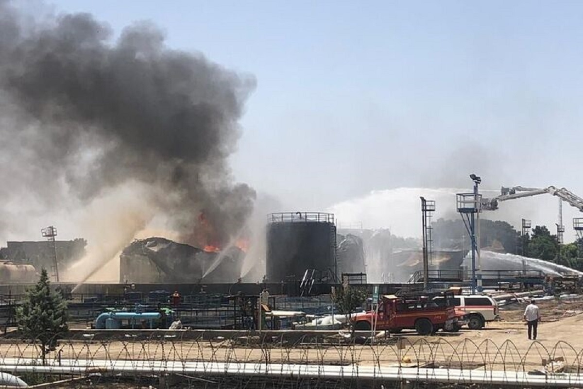 آتش سوزی مخازن پالایشگاه بیرجند آتش سوزی مخازن پالایشگاه بیرجند