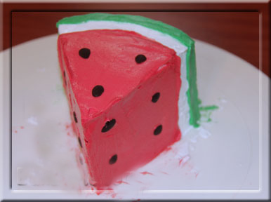 طرز تهیه کیک هندوانه‌ای برای شب چله