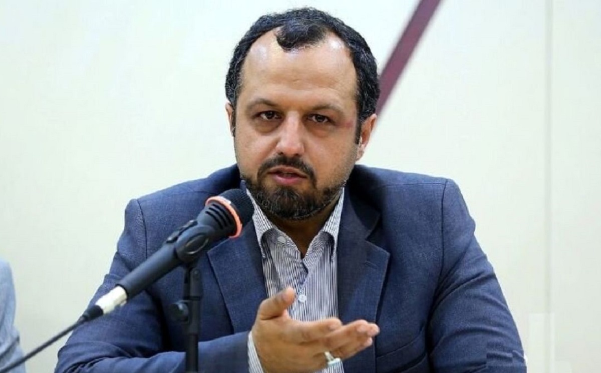 چرا خاندوزی بعد از دو سال همچنان مسئولان قبلی را مقصر میداند؟ چرا خاندوزی بعد از دو سال همچنان مسئولان قبلی را مقصر میداند؟