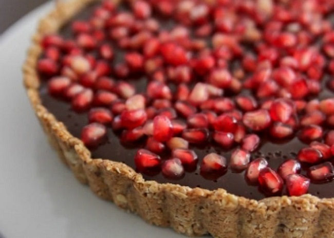 دسر انار یخچالی دسر انار یخچالی