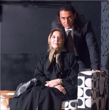 محمدرضا گلزار کیست؟