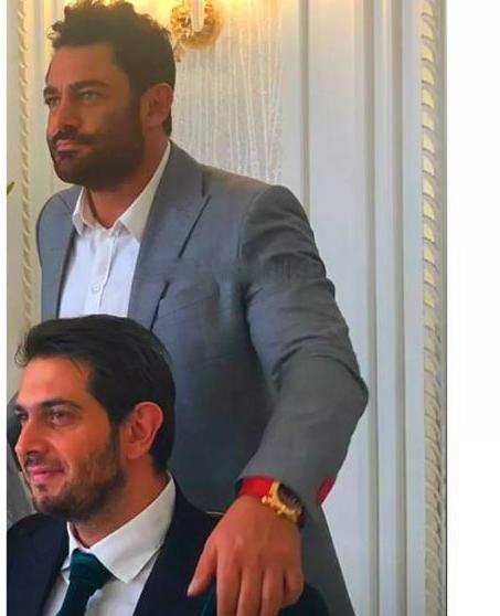 محمدرضا گلزار کیست؟