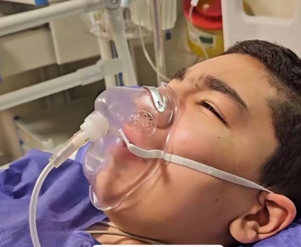 سینا علیخانی