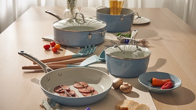 استفاده از ظروف نچسب ممنوع استفاده از ظروف نچسب ممنوع