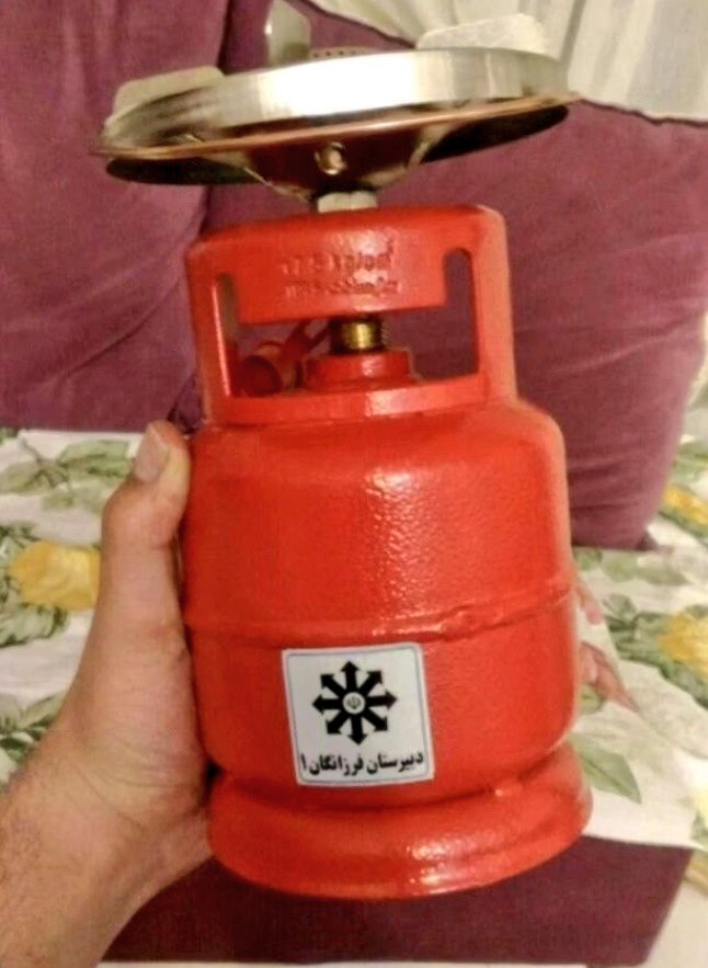 هدیه شوکه کننده مدرسه تیزهوشان به دانشآموزانش! هدیه شوکه کننده مدرسه تیزهوشان به دانشآموزانش!