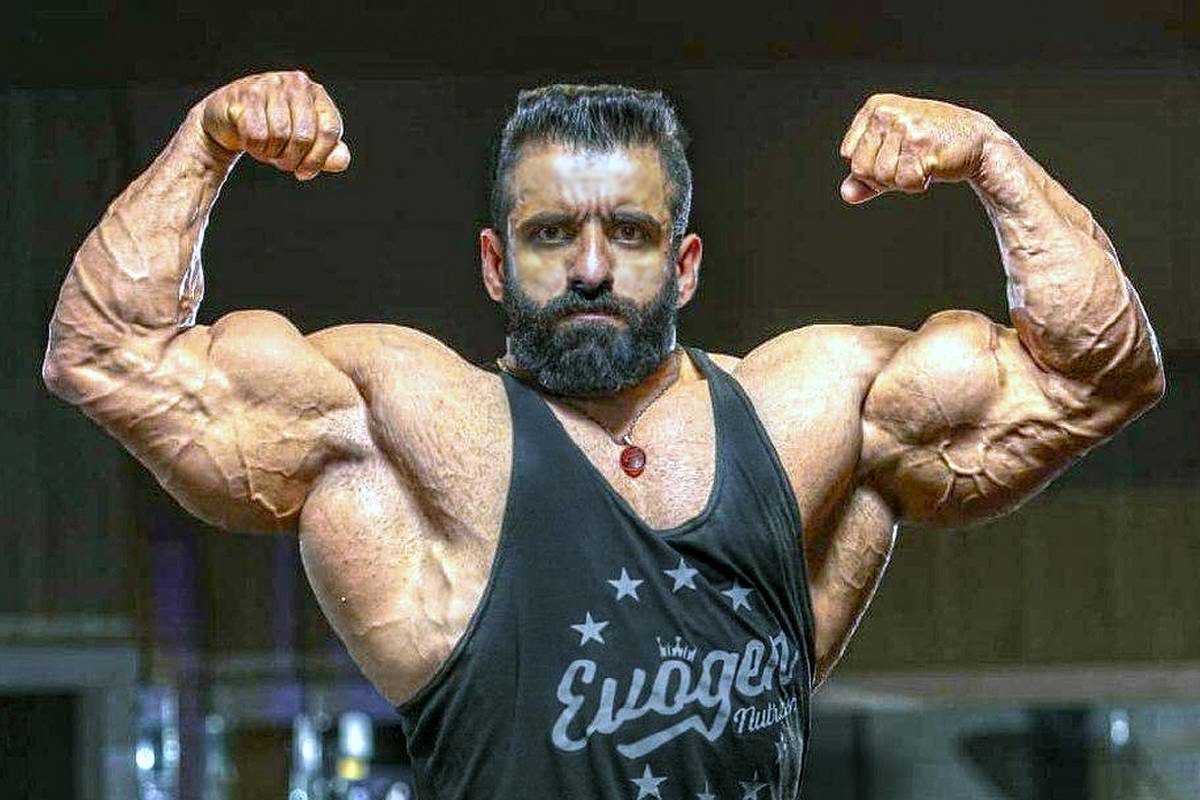 استقبال گرم مردم فارس از هادی چوپان