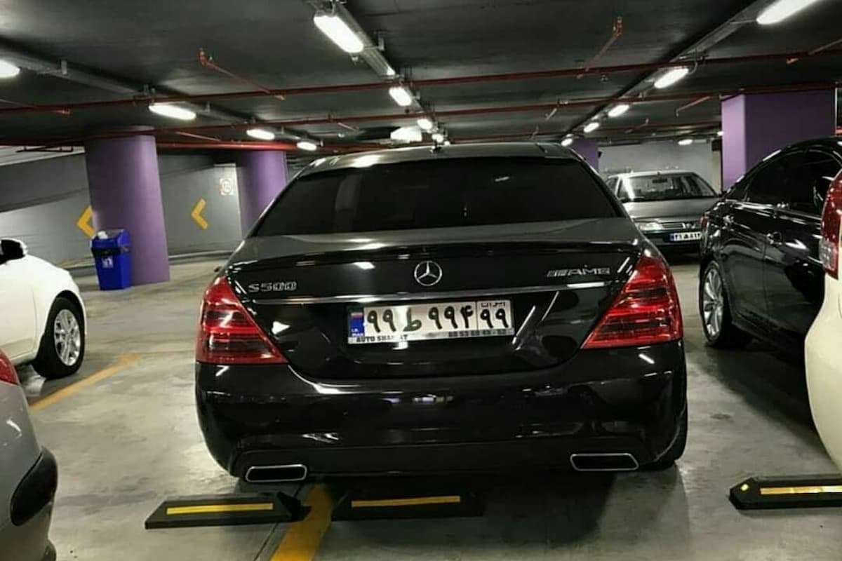 سردار هادیانفر: پلاکهای رُند را فروشی کنید! سردار هادیانفر: پلاکهای رُند را فروشی کنید!