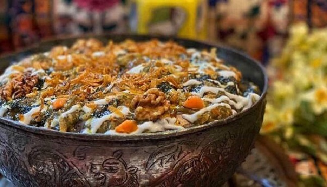 طرز تهیه یک آش پاییزی طرز تهیه یک آش پاییزی