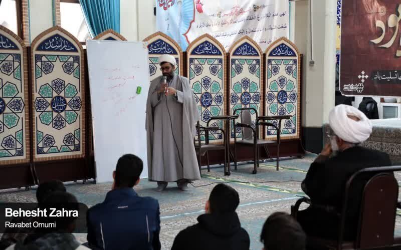 تصویر آموزش غسالی به دانشجویان در بهشت زهرا