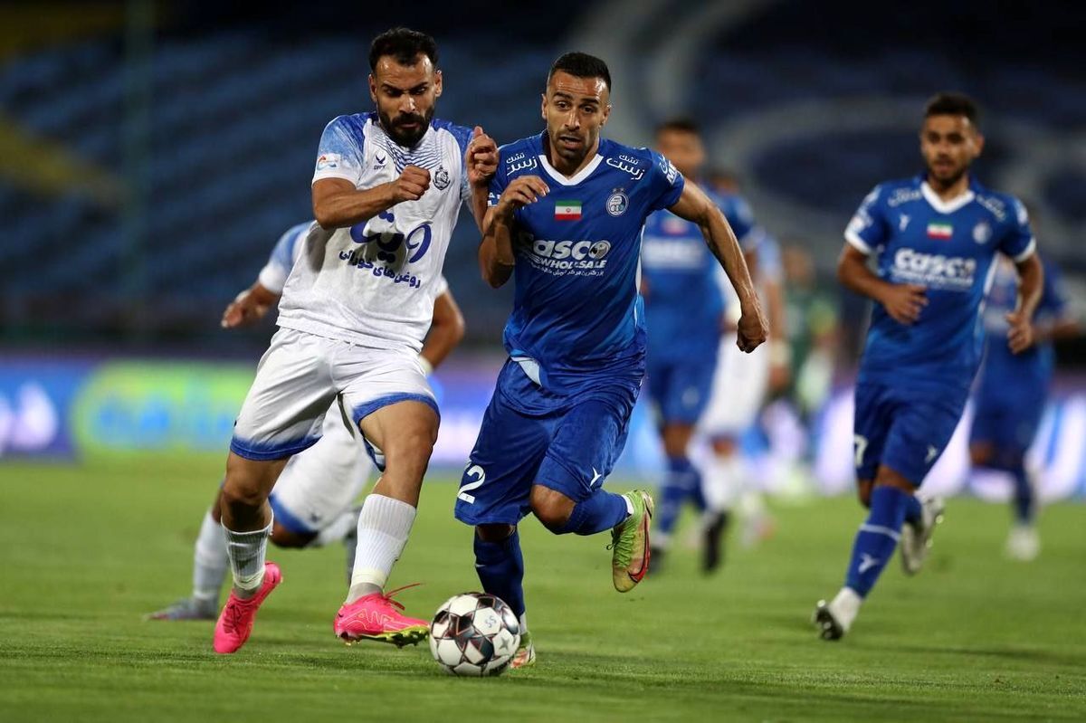 پیشکسوت استقلالی: برنامه لیگ را با یک تلفن تغییر می‌دهند