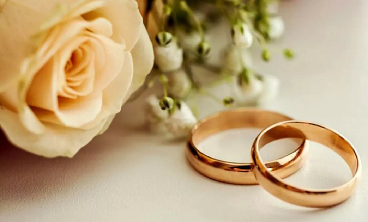 ازدواج ساده زوج جوان غزه ای در مدرسه