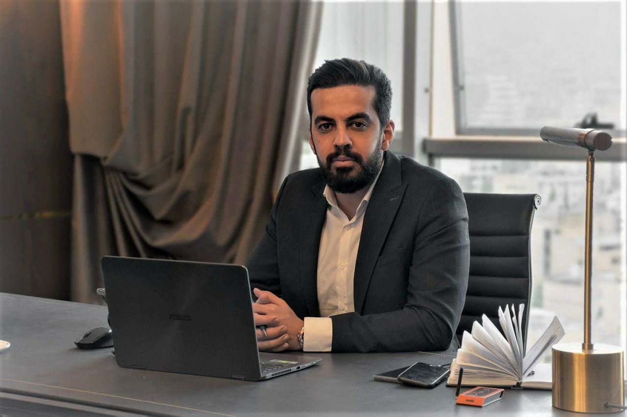 سینا استوی سینا استوی