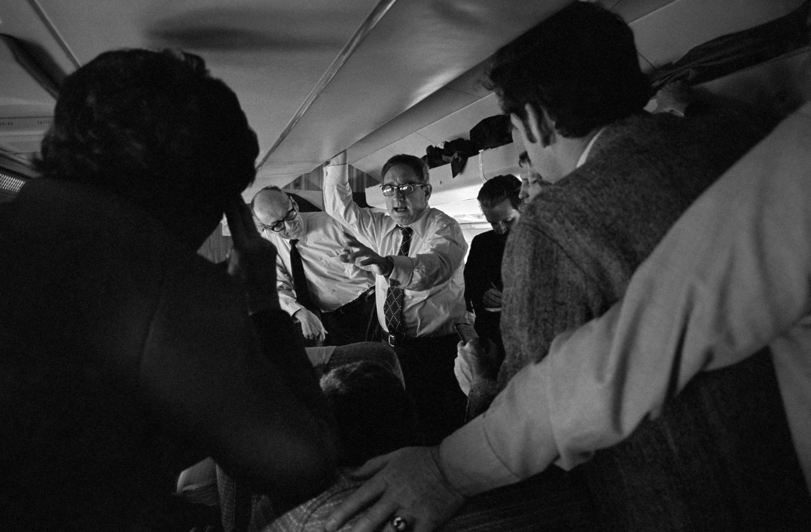 هنری کسینجر و ریچارد نیکسون در اتاق بیضی شکل روسای جمهوری آمریکا-فوریه 1971
