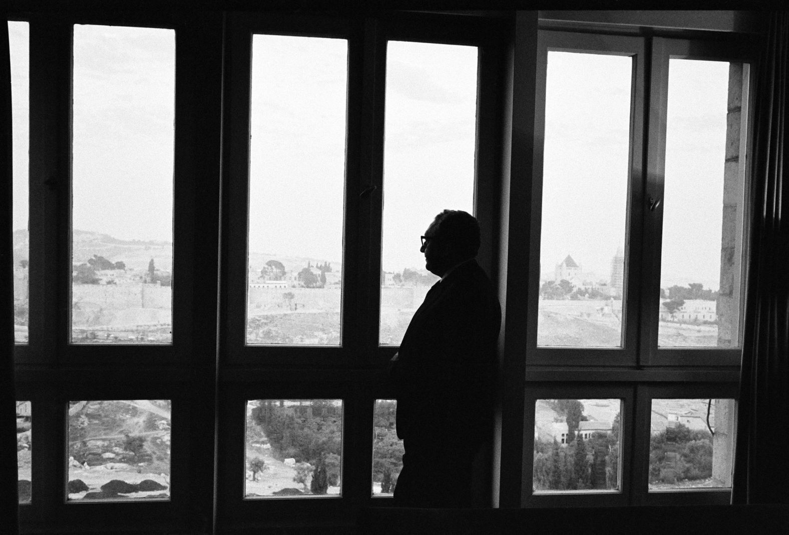 کسینجر در هتلی در کمپ دیوید اورشلیم 1975