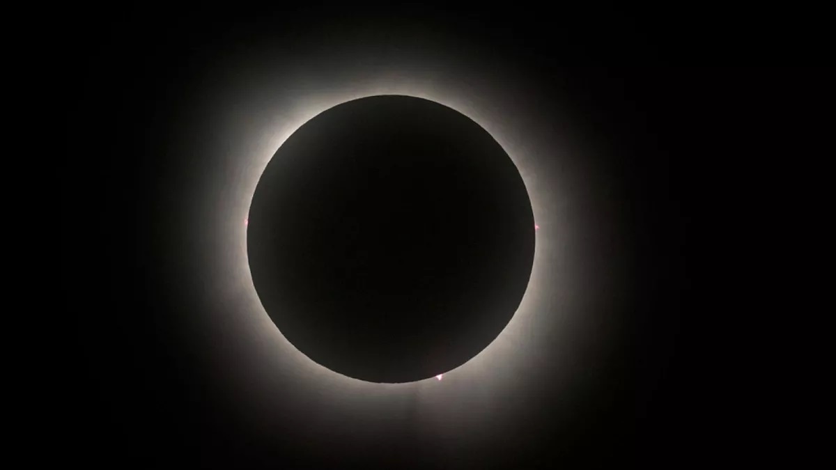 لحظاتی دیدنی از خورشید گرفتگی آمریکا