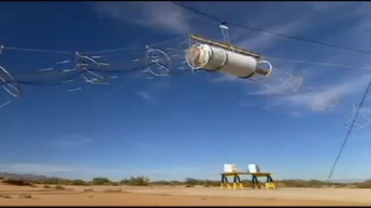 بمب الکترومغناطیسی؛ یک سلاح کشتار جمعی الکتریکی