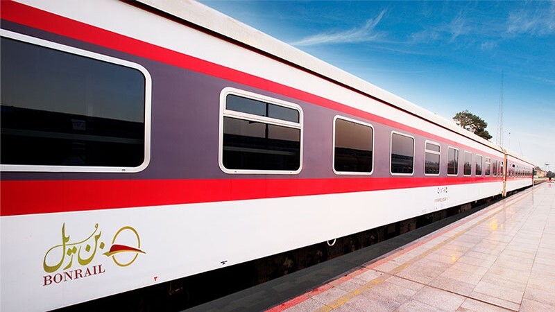 قطار بن ریل یا پارس لاریم؟ کدام بهتر است قطار بن ریل یا پارس لاریم؟ کدام بهتر است