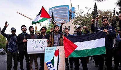 تجمع اعتراضی مقابل سفارت اردن در تهران