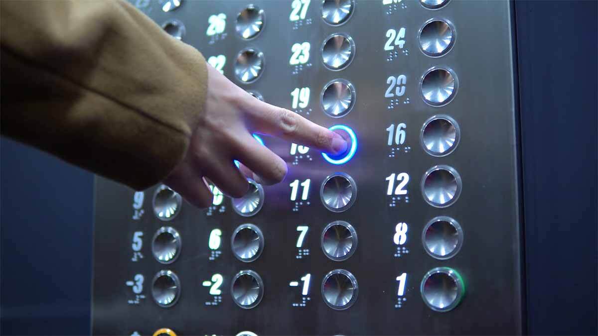 ایده جالب برای لمس نکردن دکمههای آسانسور ایده جالب برای لمس نکردن دکمههای آسانسور