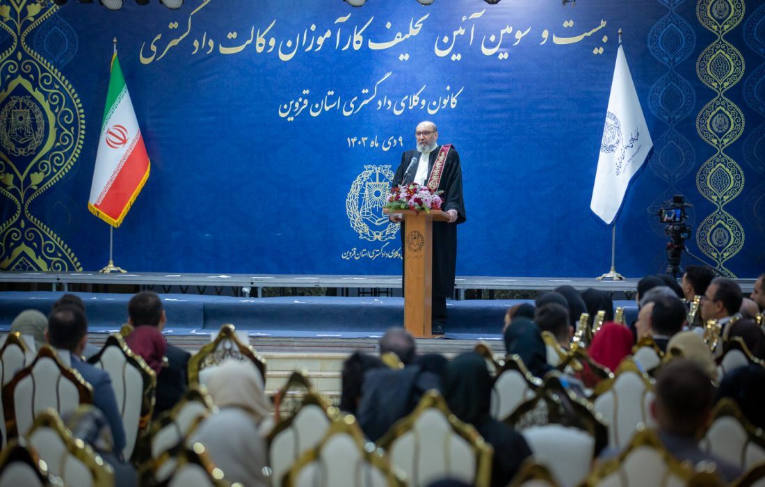 با تصویب قانون تسهیل قصد داشتند به حرفه وکالت آسیب بزنند| وکلای دادگستری کانون وکلا را رها نکنند