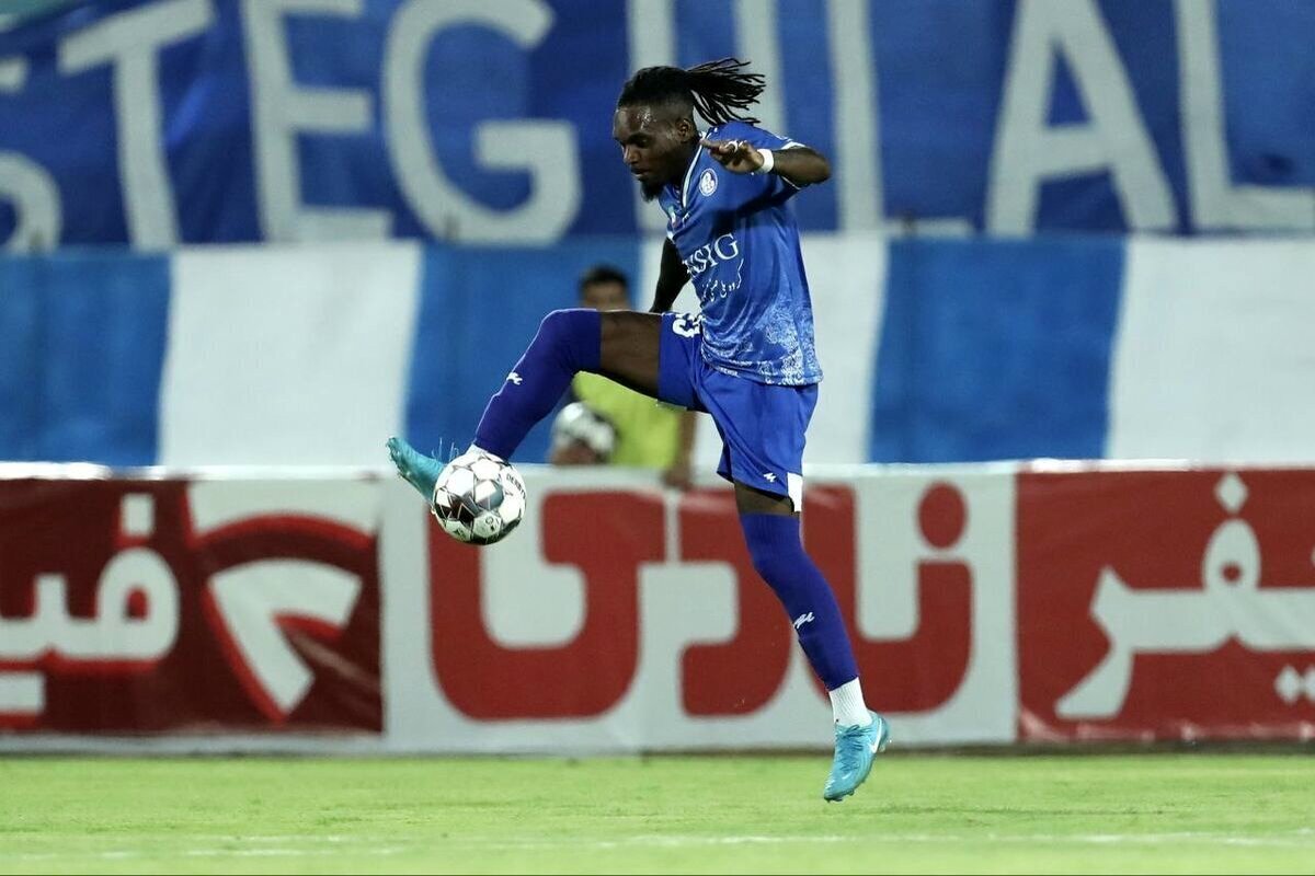 باشگاه پرسپولیس بدنبال جذب ستاره استقلال