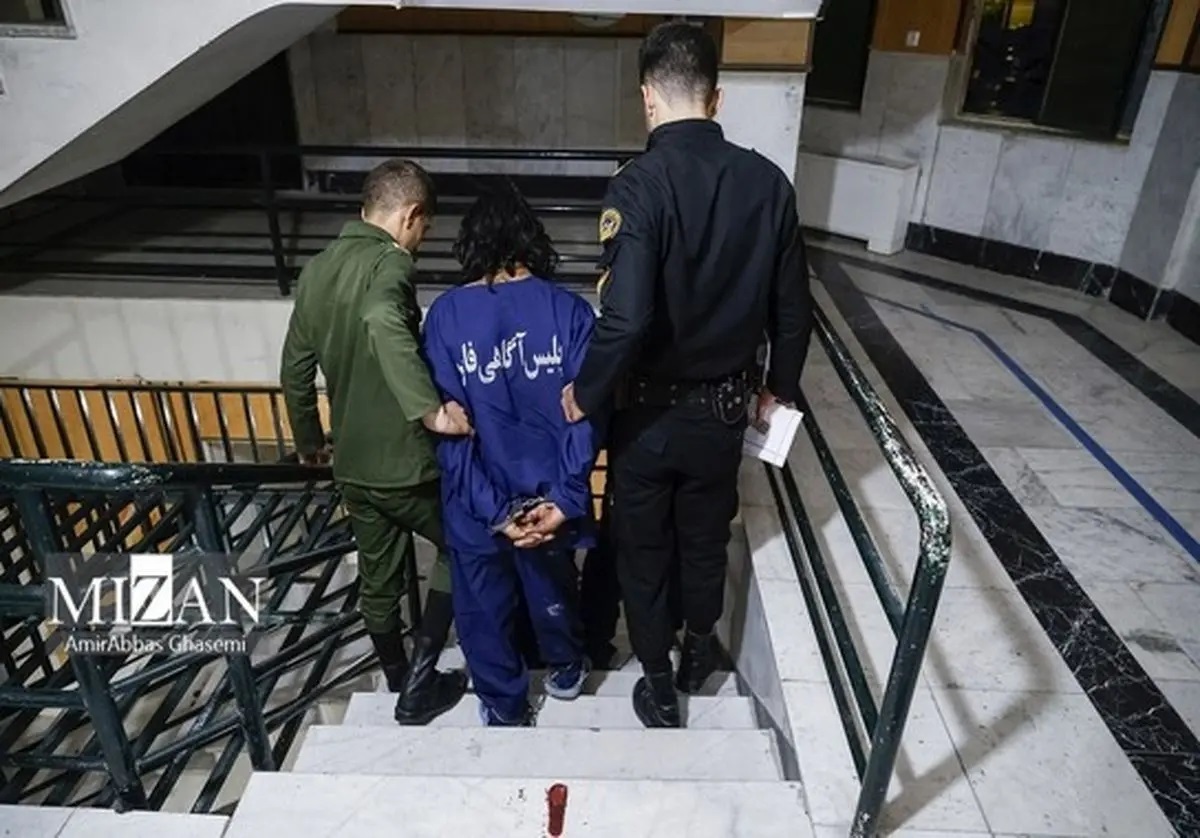 درگیری خونین کارگر باربری بر سر استفاده از آسانسور درگیری خونین کارگر باربری بر سر استفاده از آسانسور