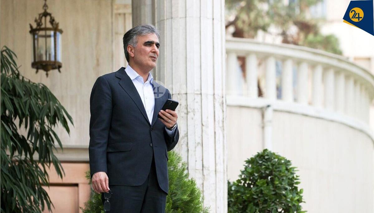 از جمشید بسمالله تاکانال بُنبست؛ عامل بالارفتن قیمت دلار در ایران پیدا شد! از جمشید بسمالله تاکانال بُنبست؛ عامل بالارفتن قیمت دلار در ایران پیدا شد!